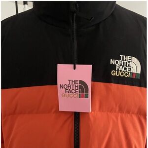 Never worn North Face X Gucci puffer coat.